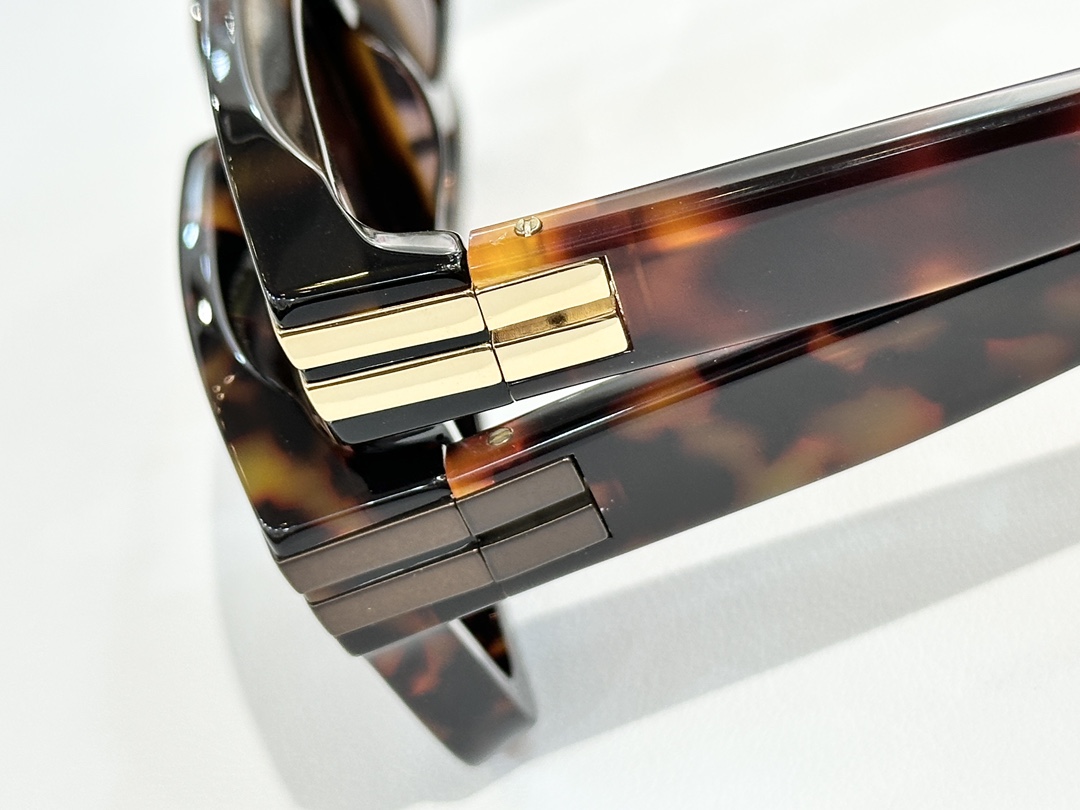  ZEGNA
MOD：EZ0255
Size：51口20 140
