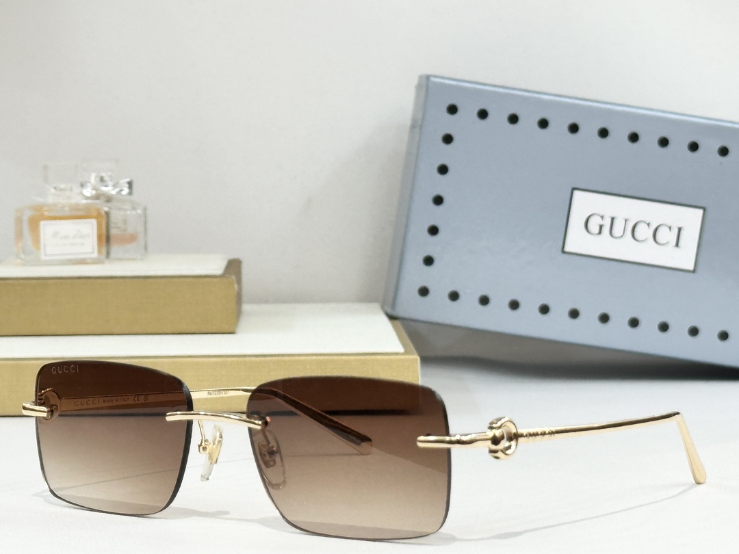  GUCC*
MODEL：GG1703S
SIZE：55口17-140
