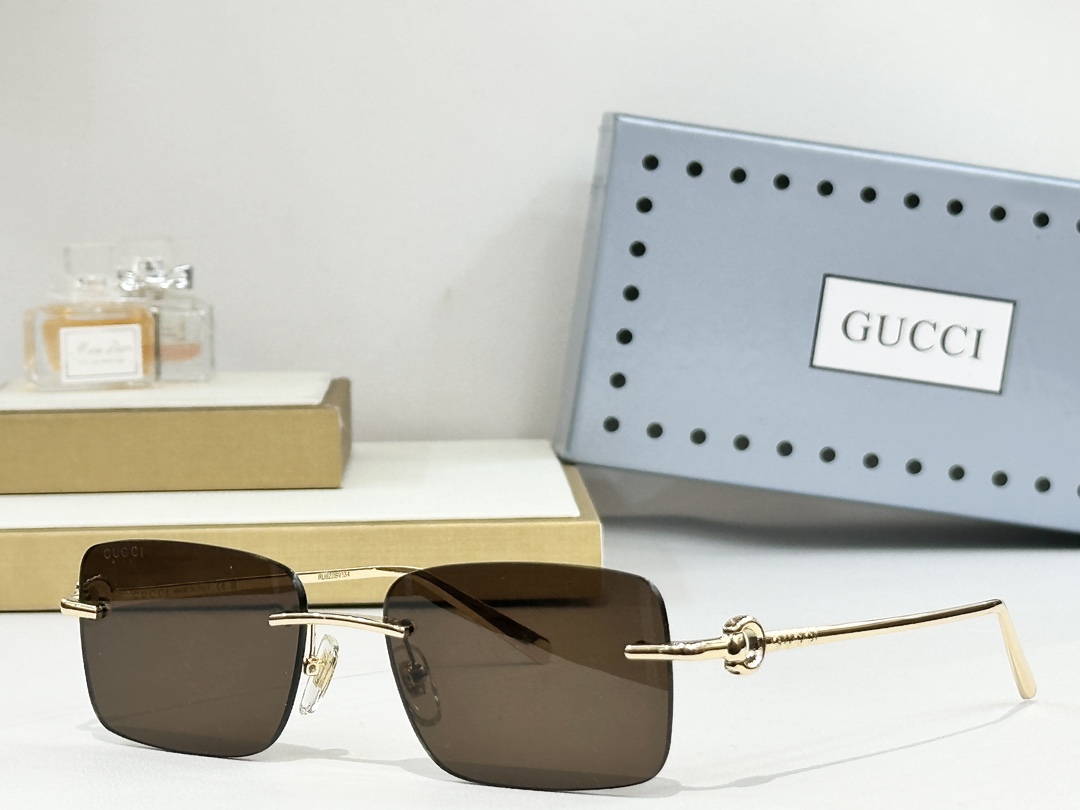  GUCC*
MODEL：GG1703S
SIZE：55口17-140
