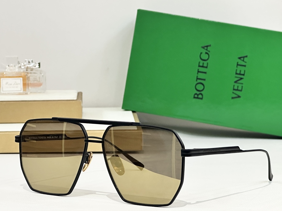  ottega Veneta
MOD：BV1012S 
Size：60口13-145

