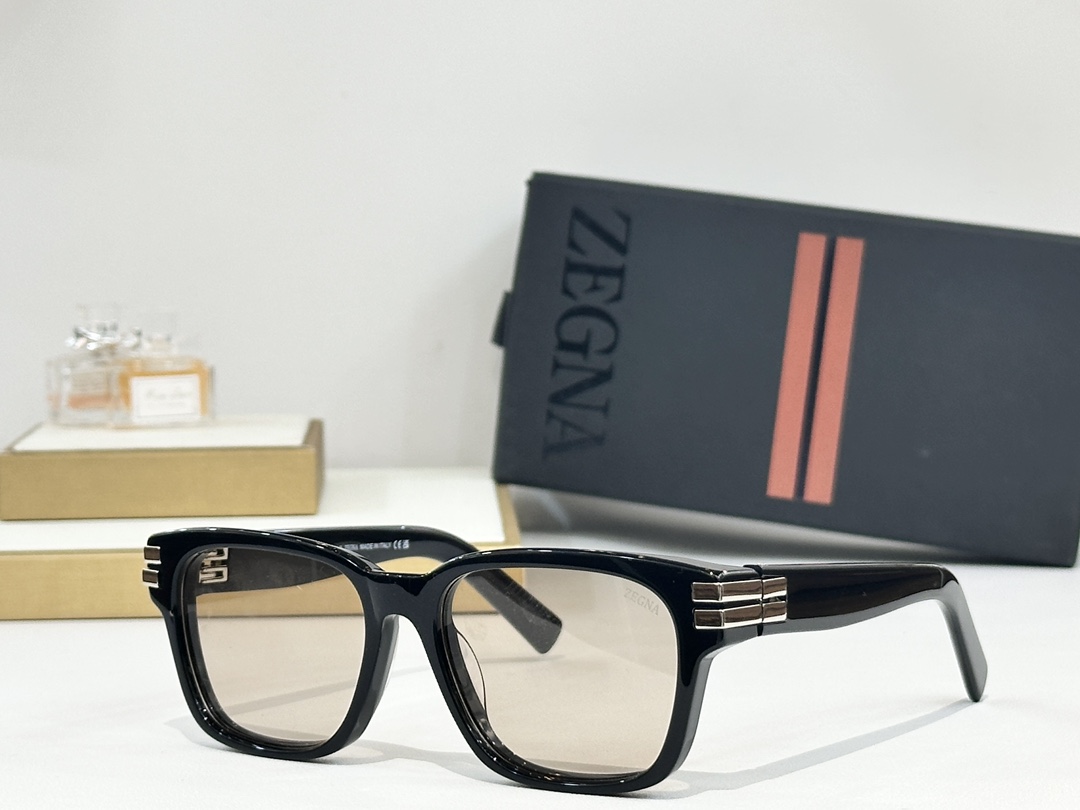  Ermenegildo Zegna
Mod：EZ0237
Size55口17-140

