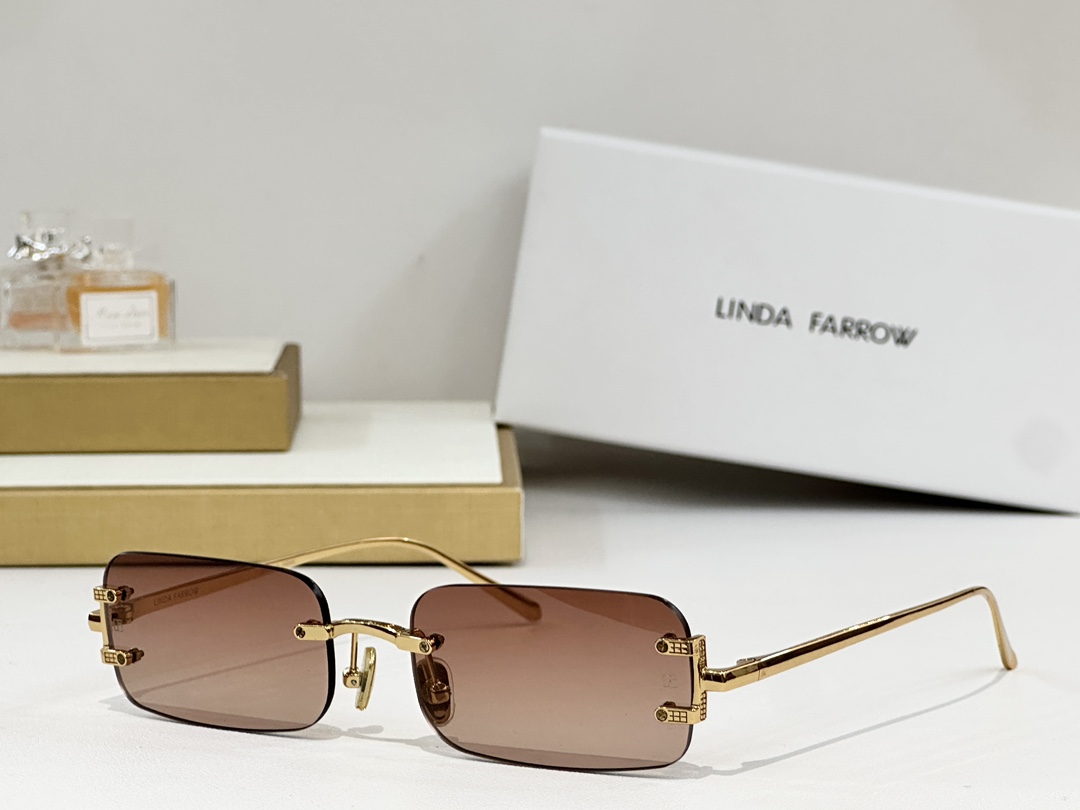  LINDA FARROW * 
LFL1131 
size53口17-140
