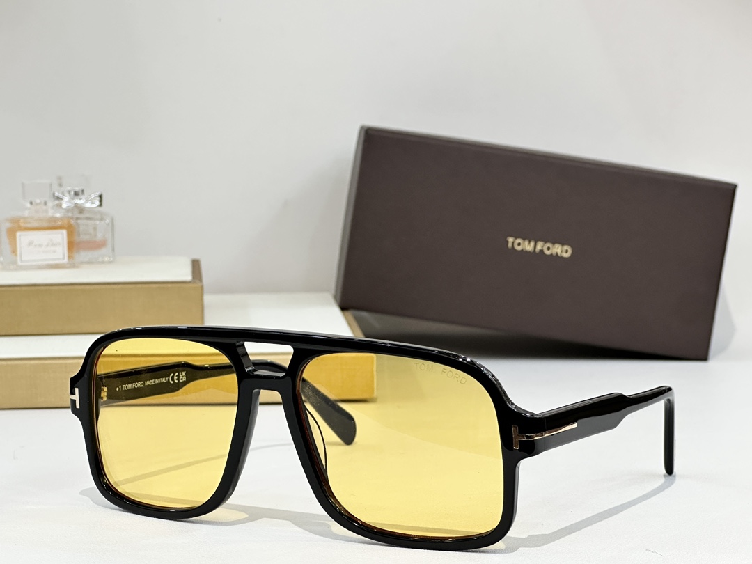  Tom For*
Mod：TF884
Size：60-18-140
