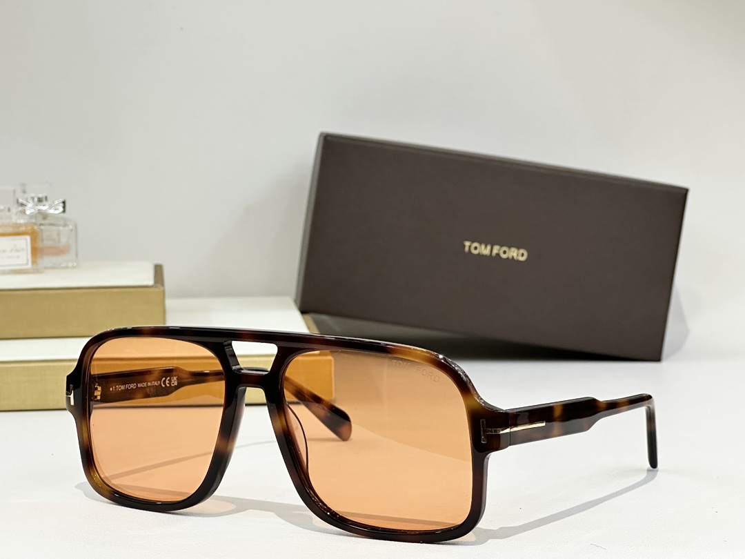  Tom For*
Mod：TF884
Size：60-18-140
