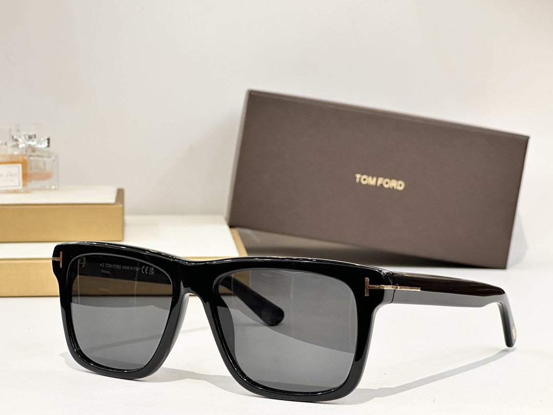  Tom For*
ModBuckley-02 TF906-N
Size：58-17-145
