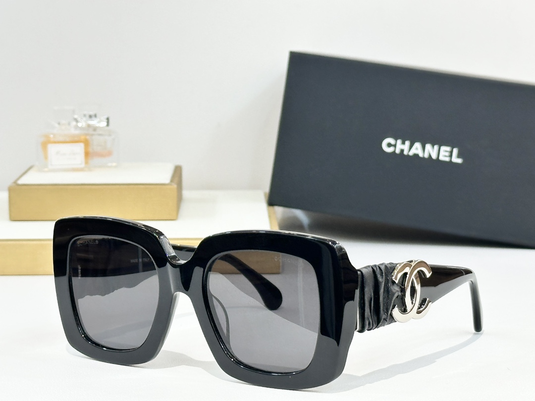  CHANEL
MOD：CH5474
Size52口21-145
