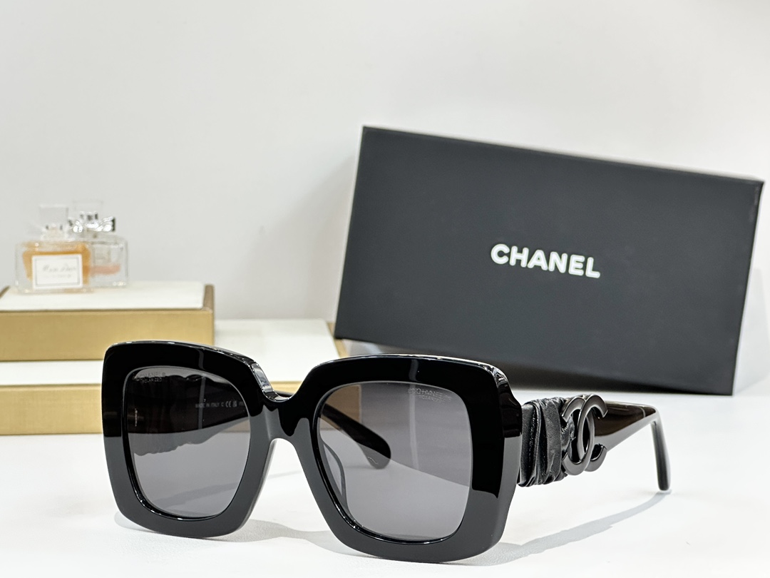  CHANEL
MOD：CH5474
Size52口21-145
