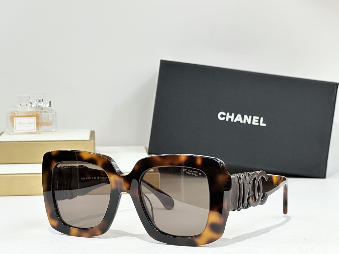  CHANEL
MOD：CH5474
Size52口21-145
