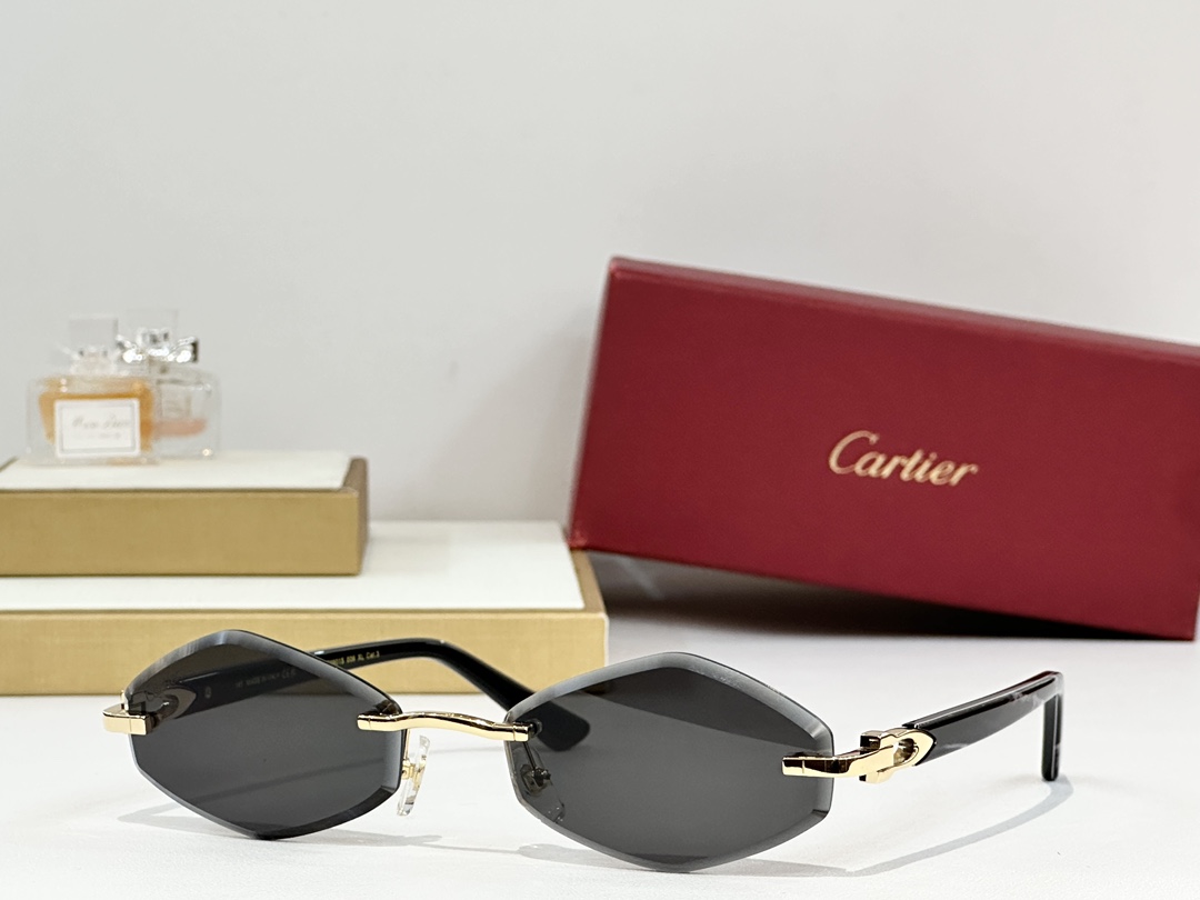 Cartie*
MODEL：CT0901S
SIZE：59-21-145
 
变色