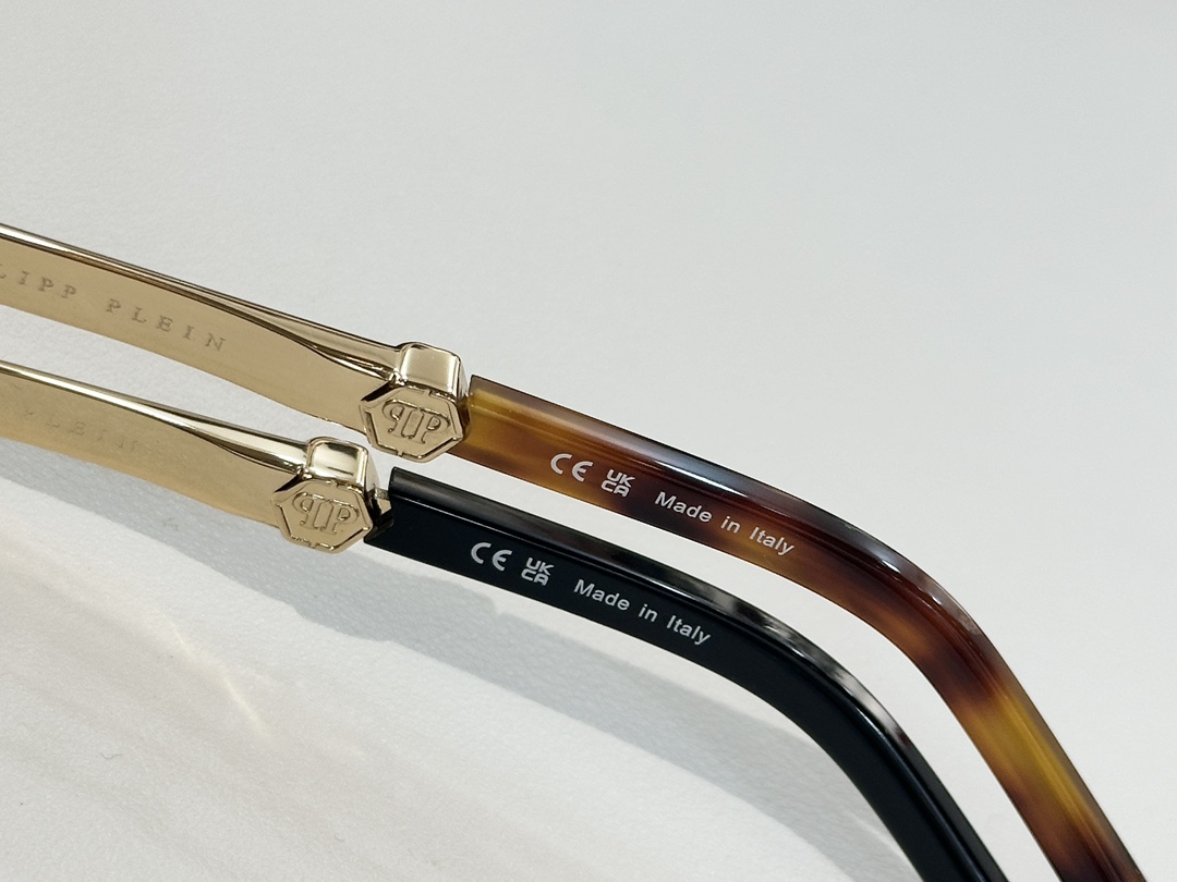  PhiliPP Plei*
MODEL：132
SIZE：66口10-145

