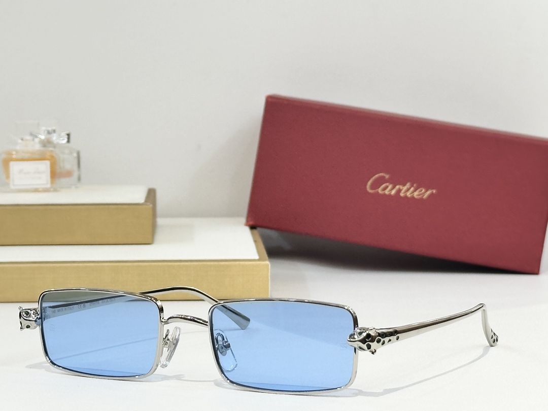 Cartier
MODEL：CT0473S
SIZE：54口20-140
变色