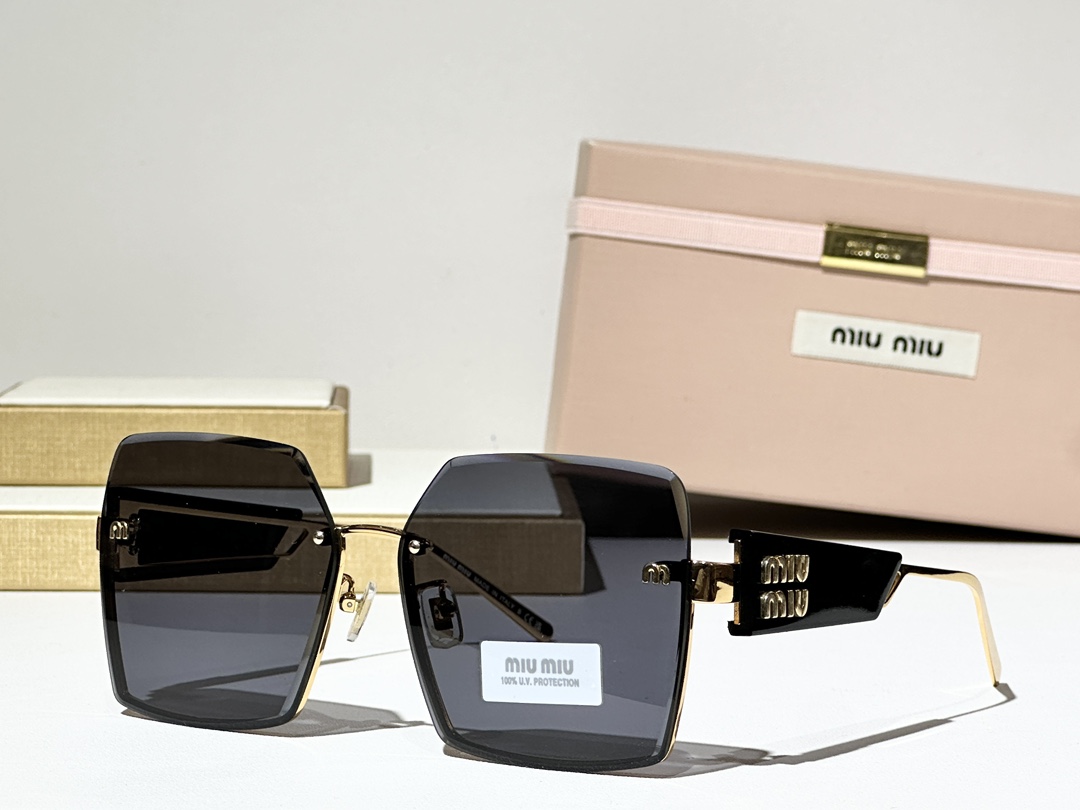  MIU MIU
MOD：SMU 60WS
Size：60口15 145
