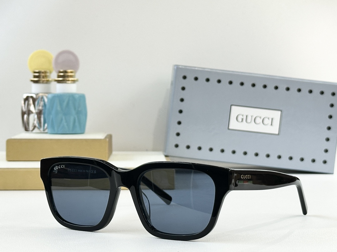  GUCC*
MODELGG1857S
SIZE52口21-145

