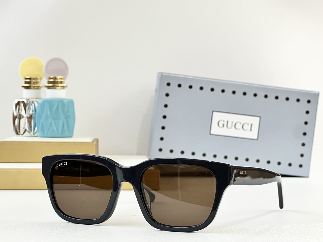  GUCC*
MODELGG1857S
SIZE52口21-145

