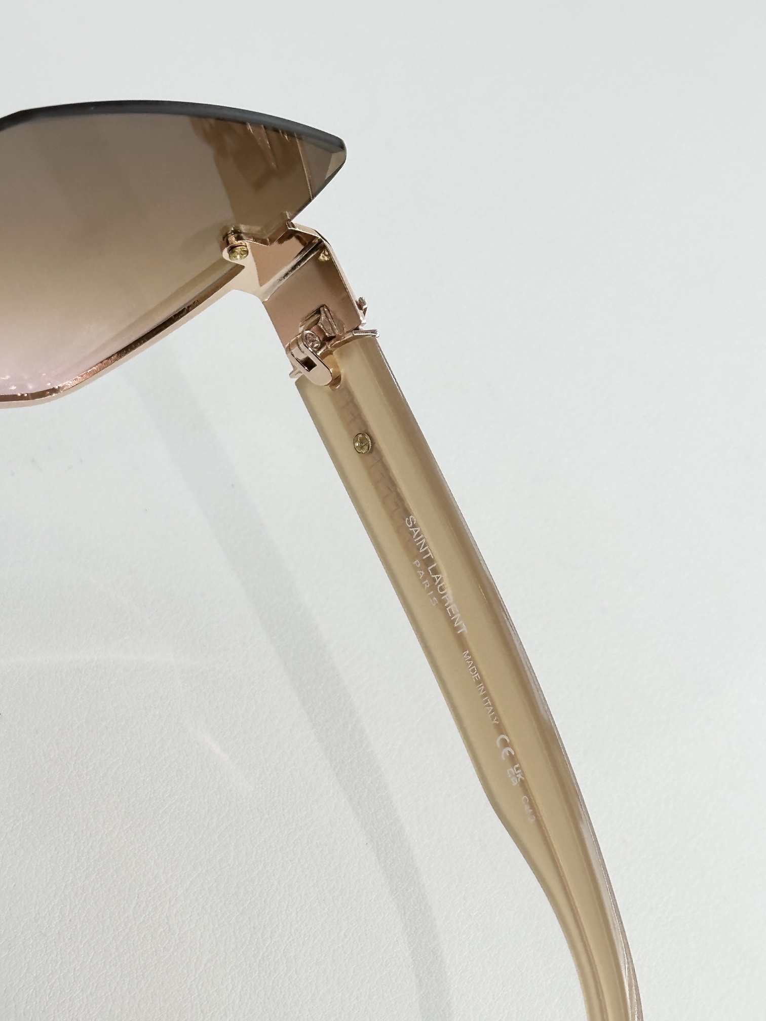 Saint LaurentMod：SL662FSize：62-16-140