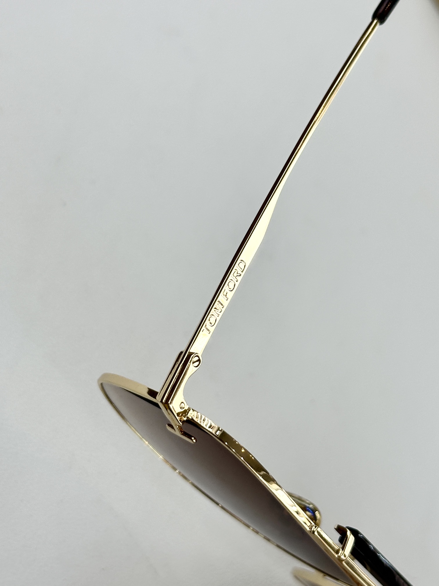 TOM FOR*MODEL：TF1017SIZE：60口12-145