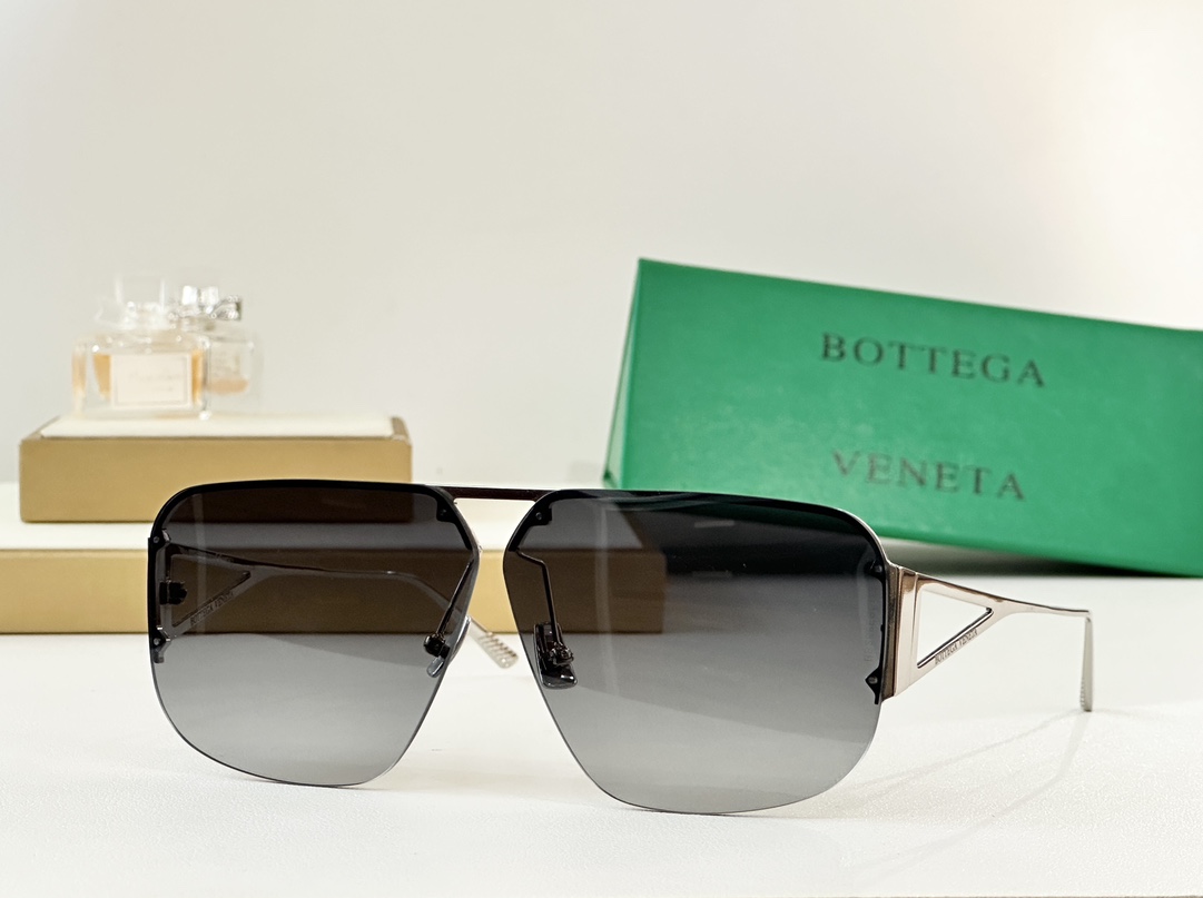 BOTTEGA VENET*MODEL：BV1065SSIZE：57口05-145