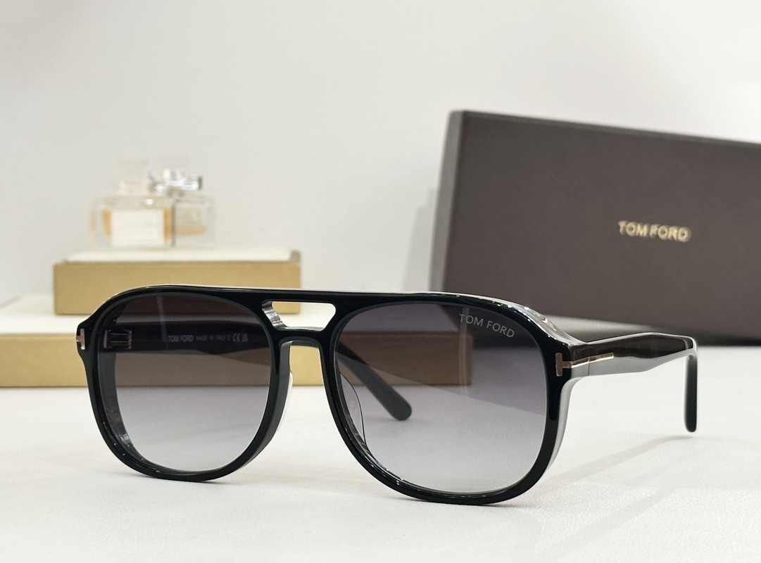 Tom FordMOD：TF1022Size：58口16-140