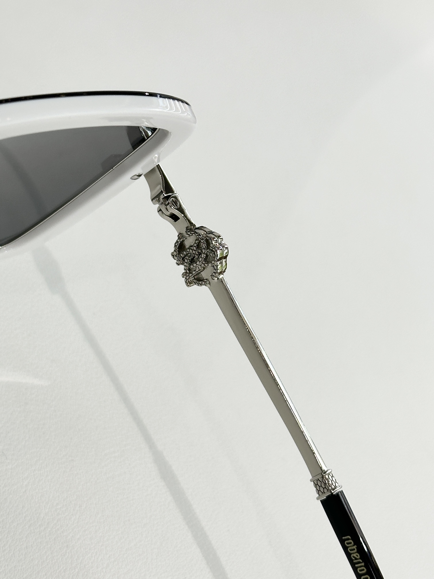 Roberto Cavalie*MODEL：SRC007 SIZE：54口17-145