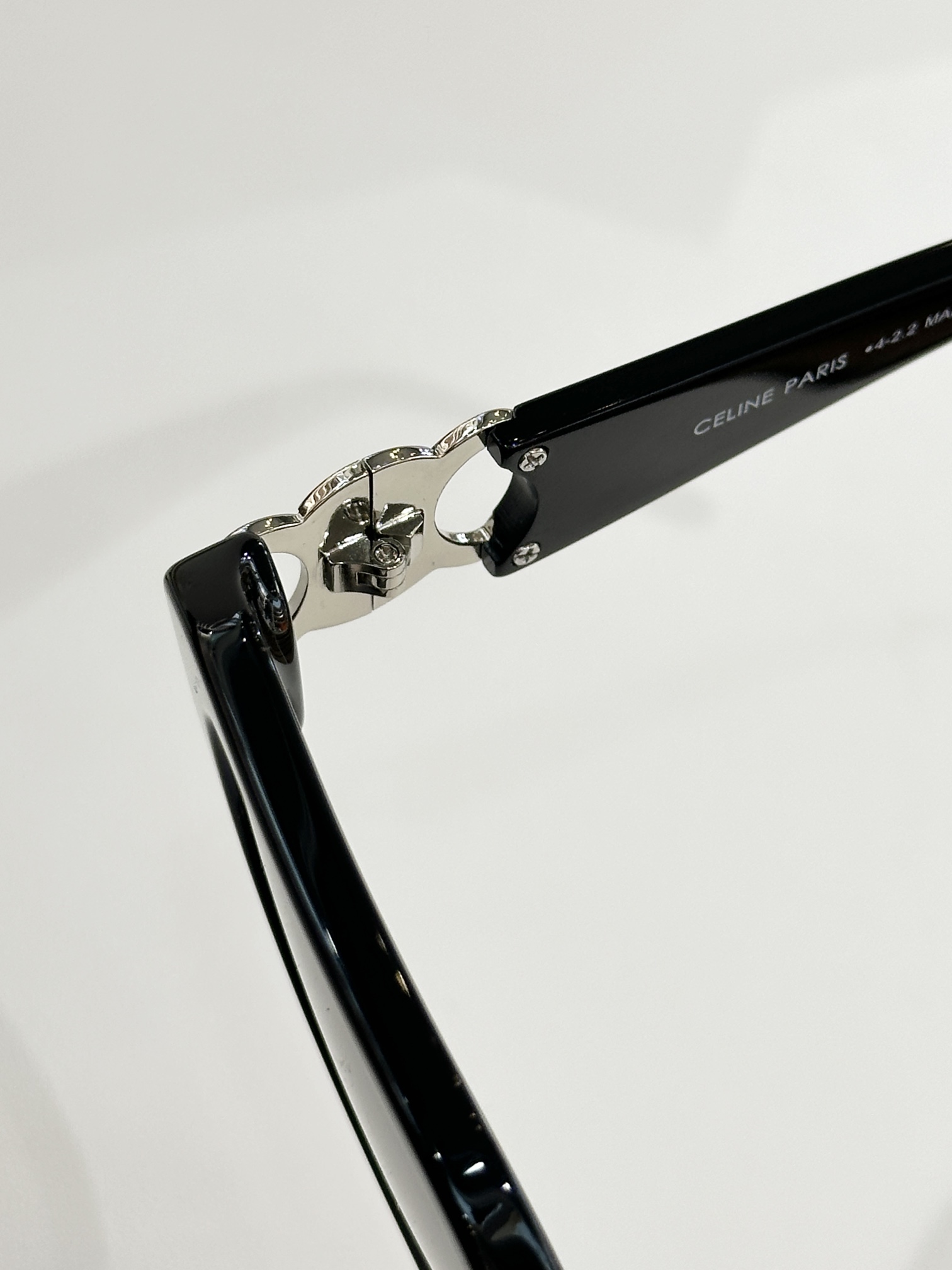 CELINEMOD：CL40523Size：53口19 140