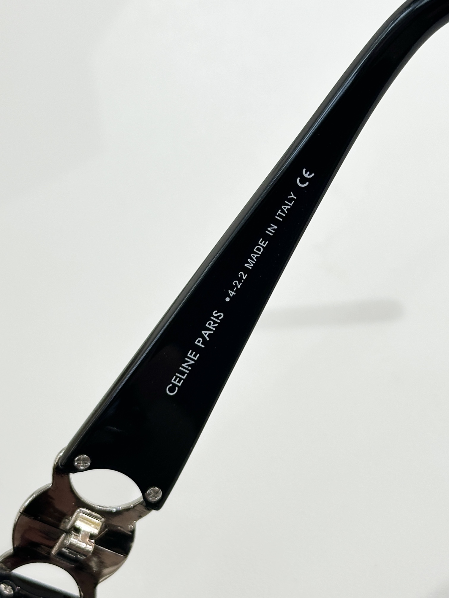 CELINEMOD：CL40523Size：53口19 140