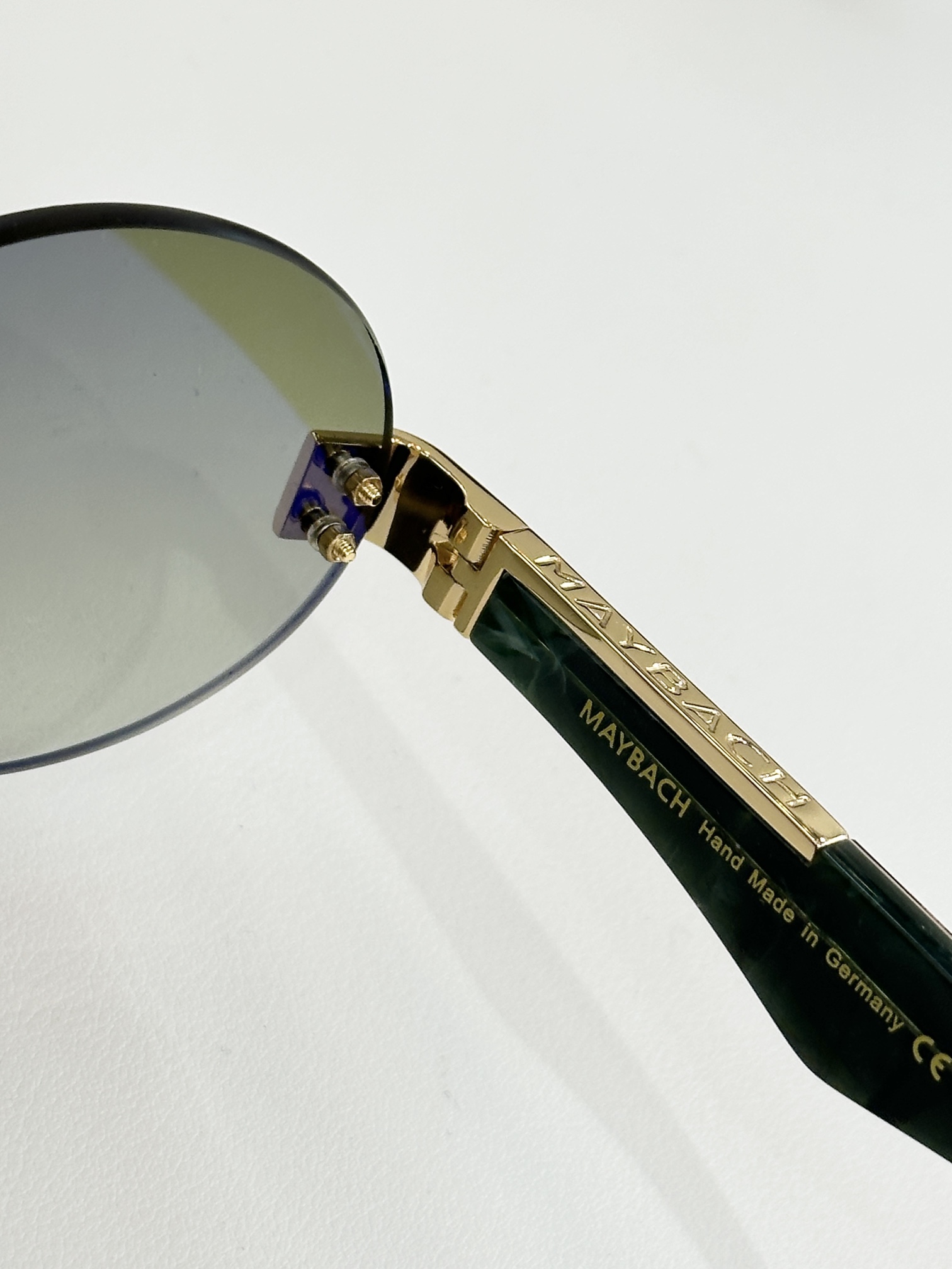 MAYBACHMODEL:THE MAGIC IISIZE：59口17-140