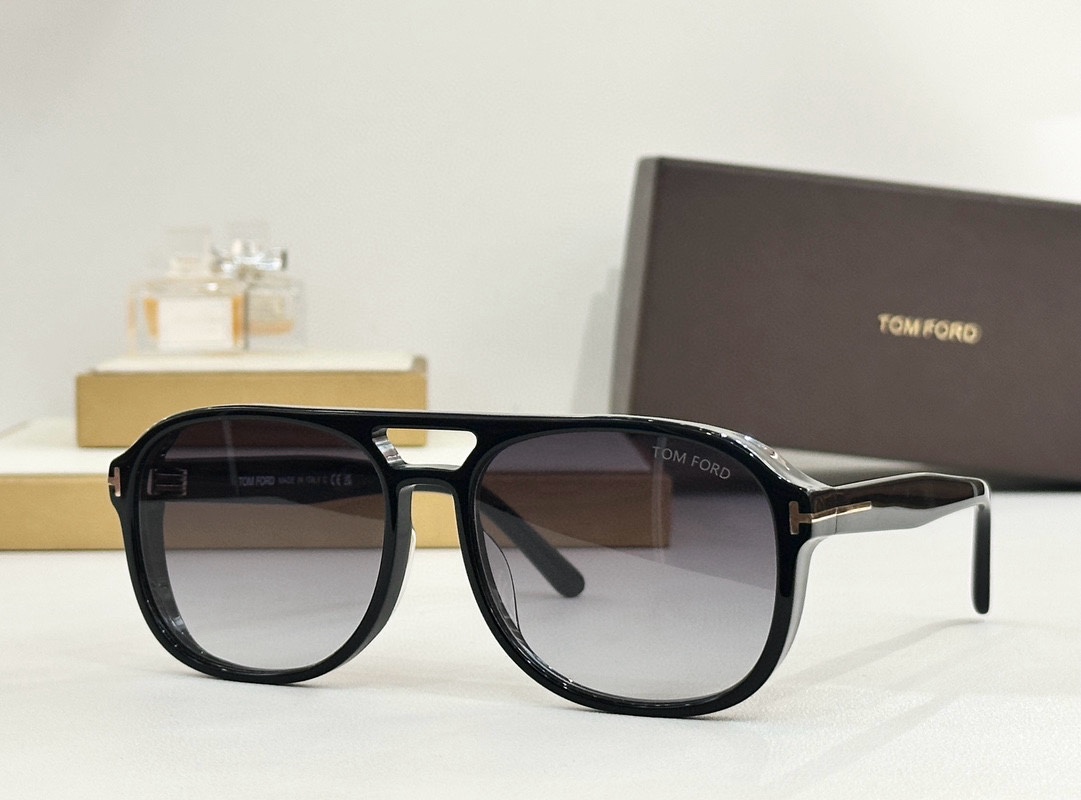 Tom FordMOD：TF1022Size：58口16-140