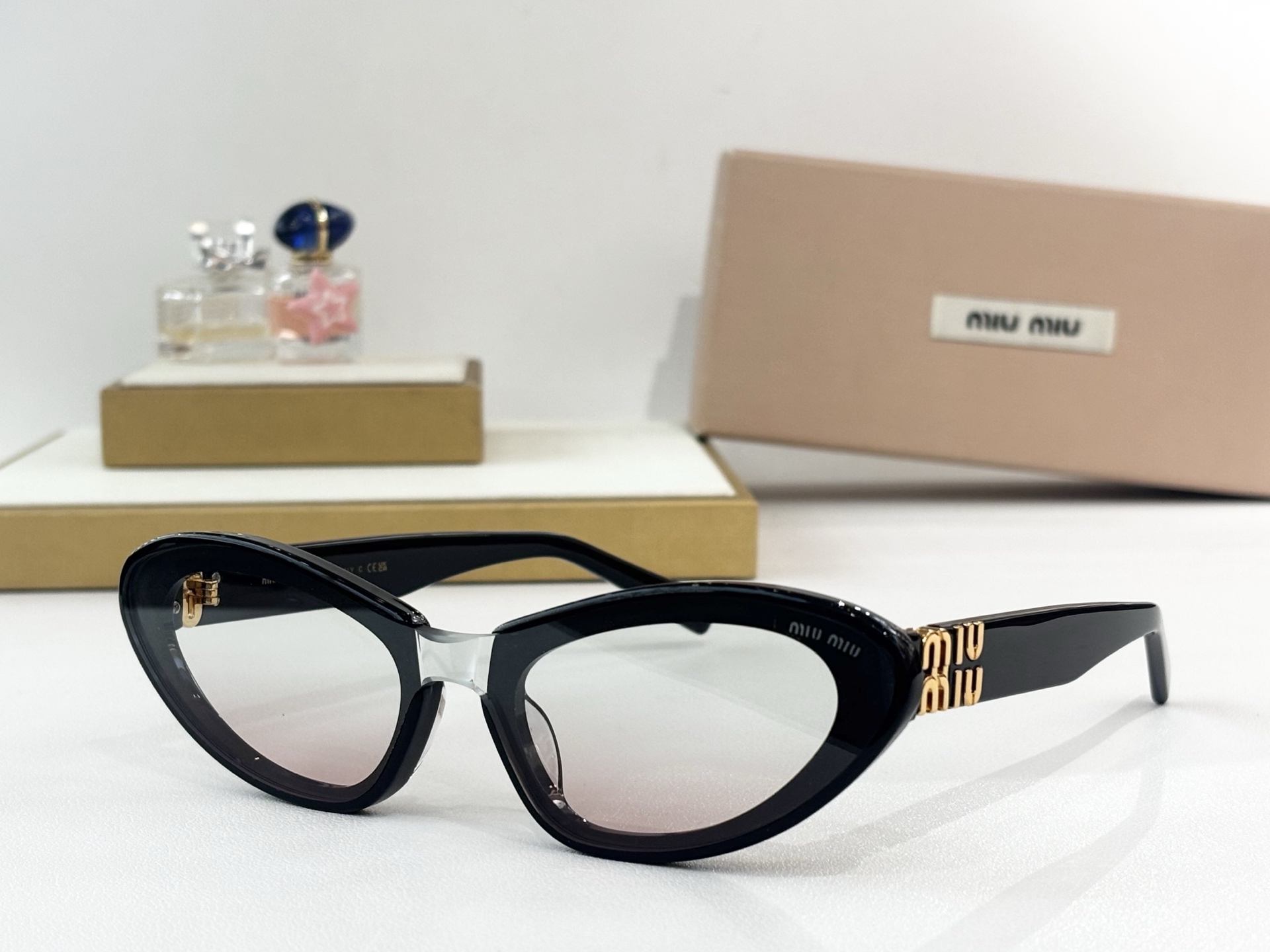 MIU MI*MOD：MU 150AVSize：53口21-138