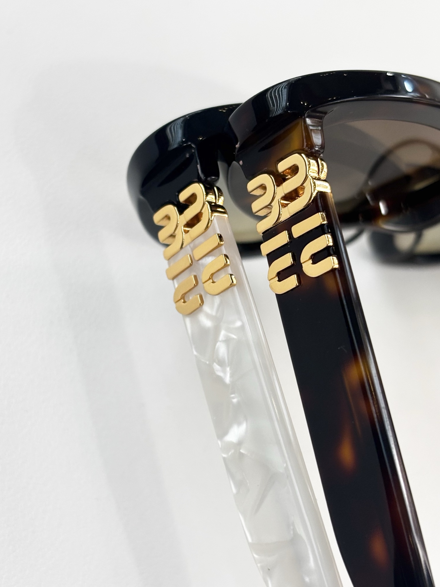 MIU MI*MOD：MU 150AVSize：53口21-138