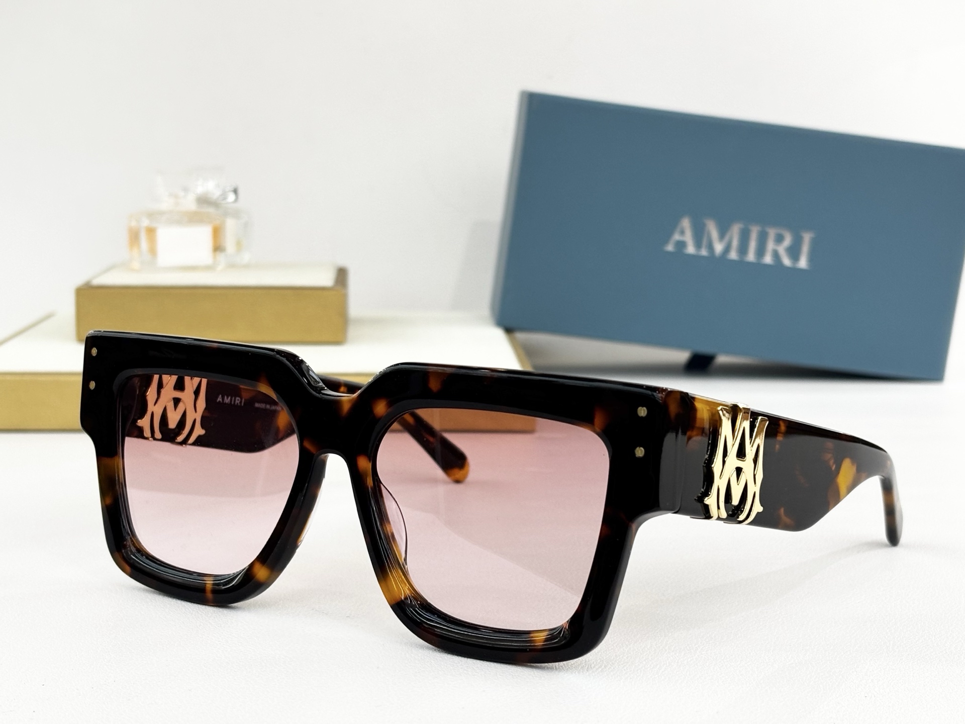 AMIRIOversized Original Mod:AMACSN1001Size:59口18-148