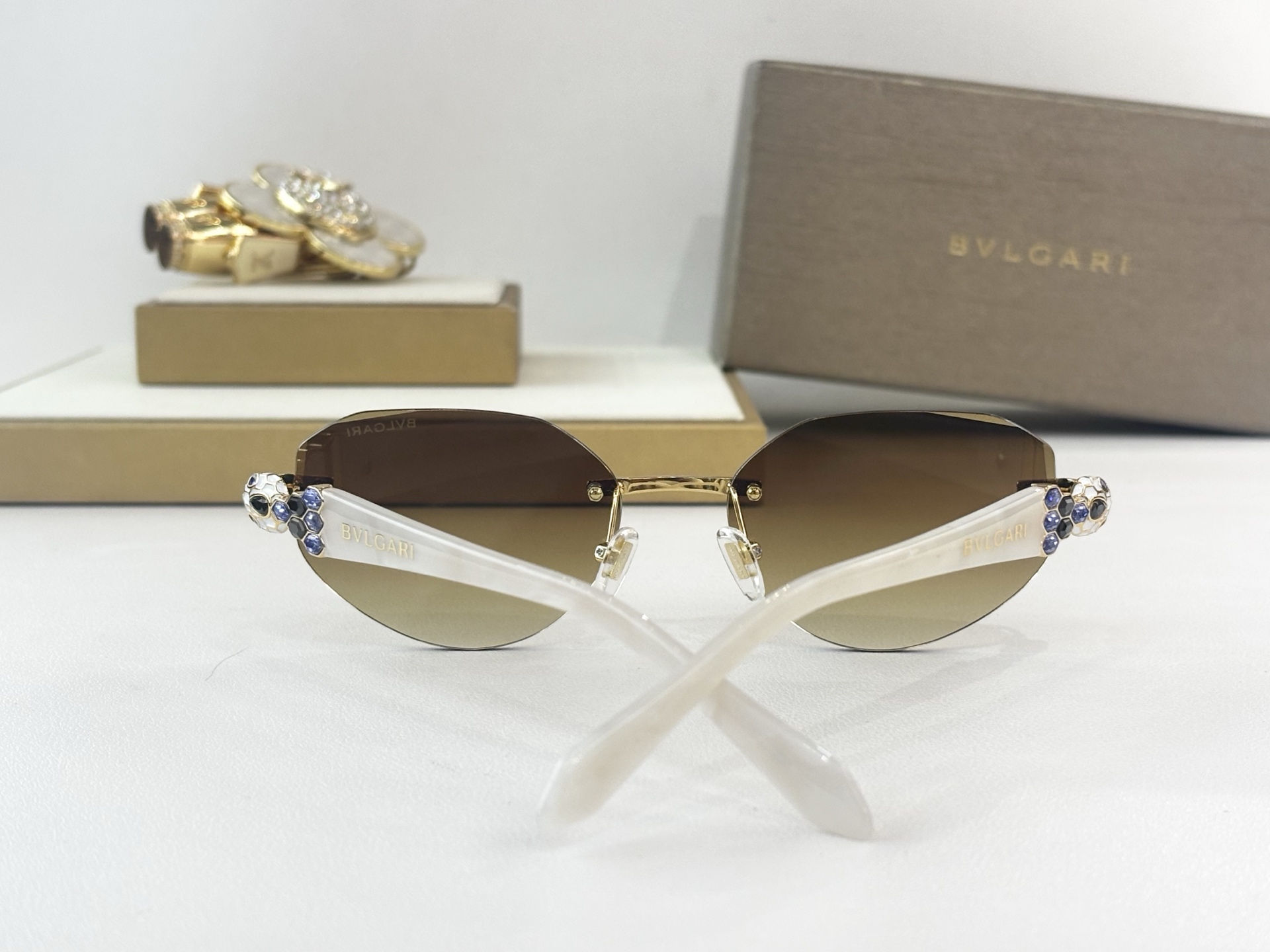 BVLGAR*MODEL：BV 1807LUSIZE：57口18-145