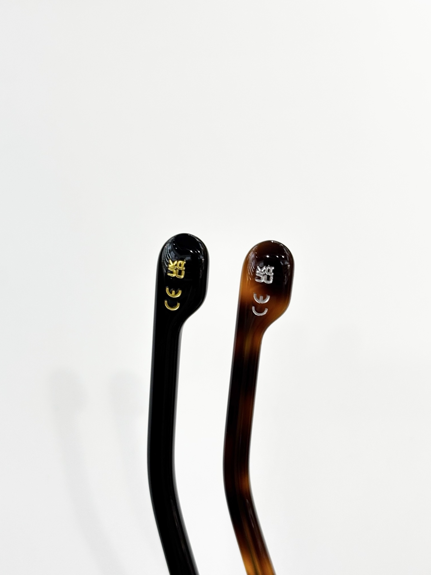 CARRER*MODEL：VICTORY C11SIZE：56-16-145