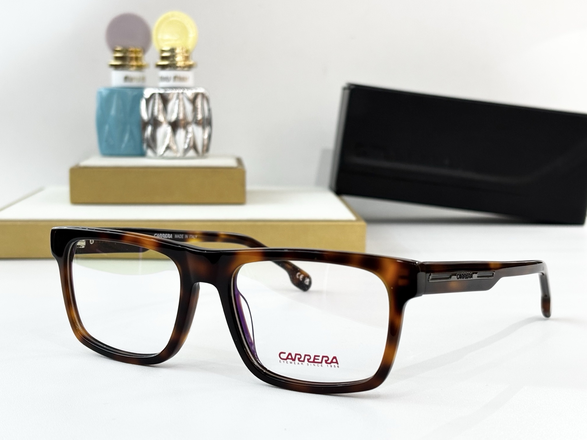 CARRER*MODEL：VICTORY C11SIZE：56-16-145