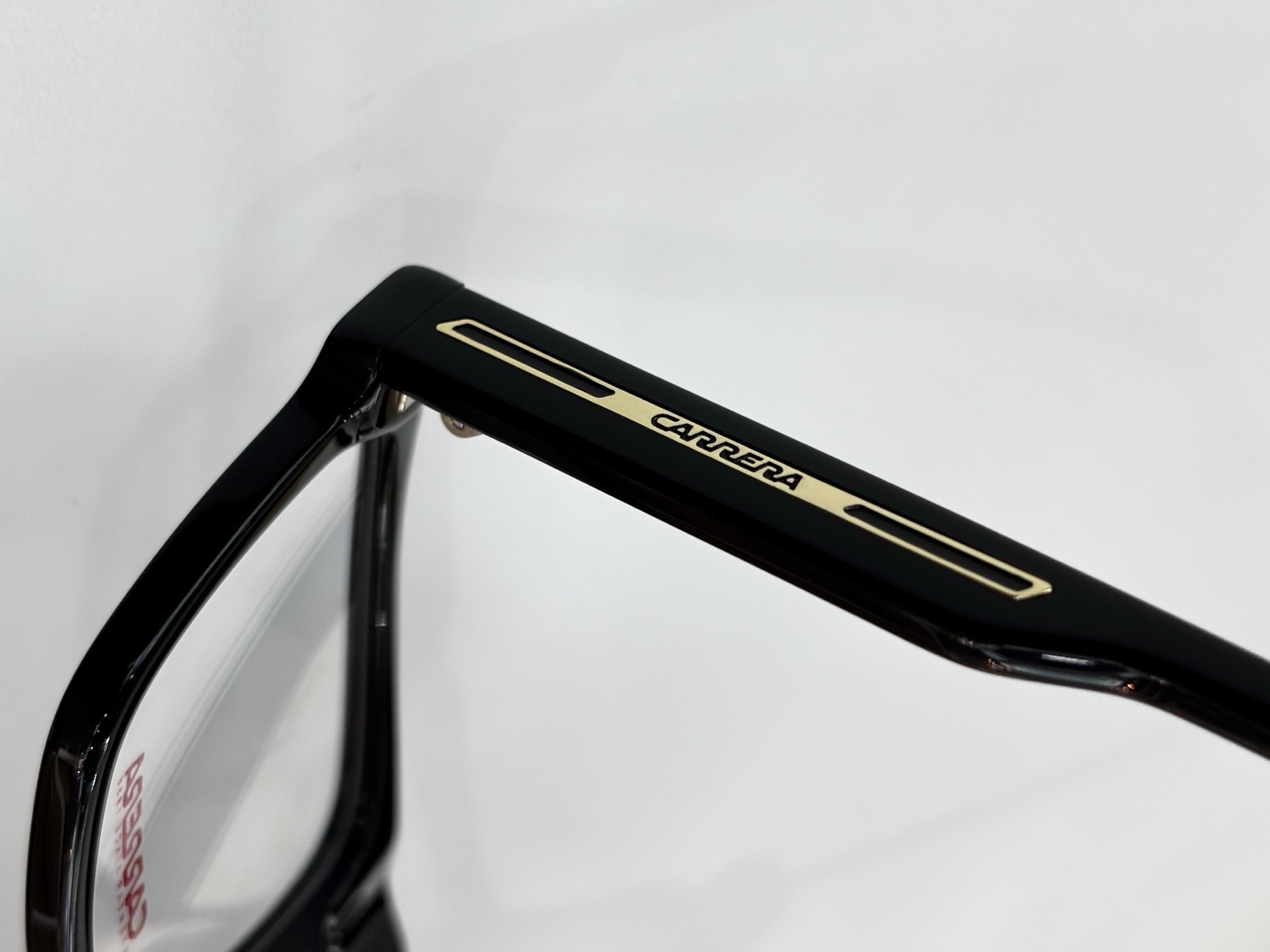 CARRER*MODEL：VICTORY C11SIZE：56-16-145