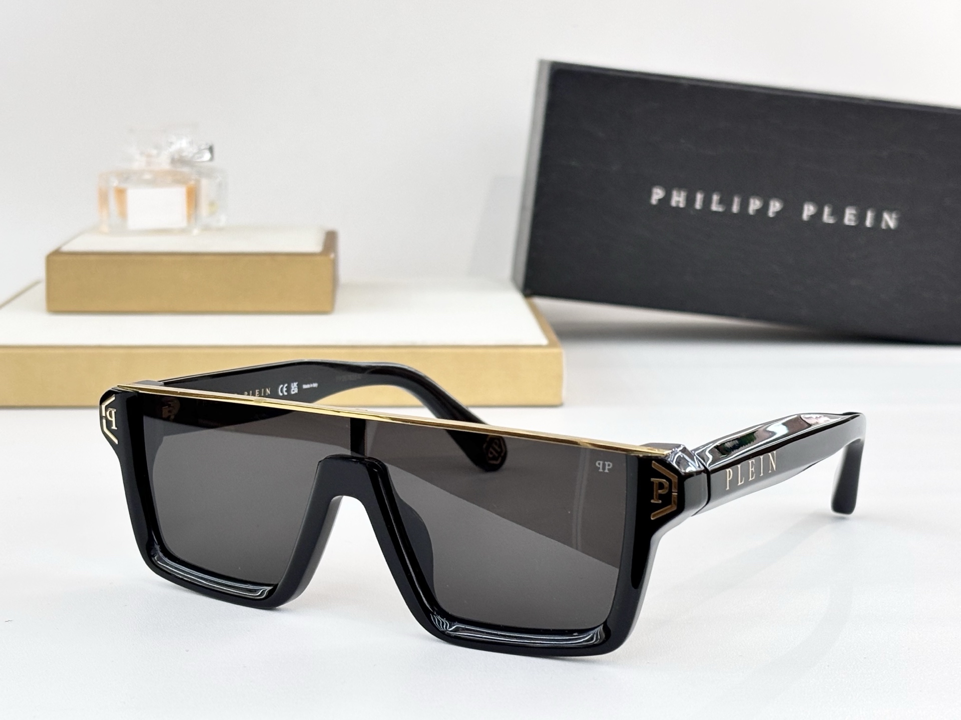 PHILIPP PLEIN MODEL:SPSIZE:53口18-145