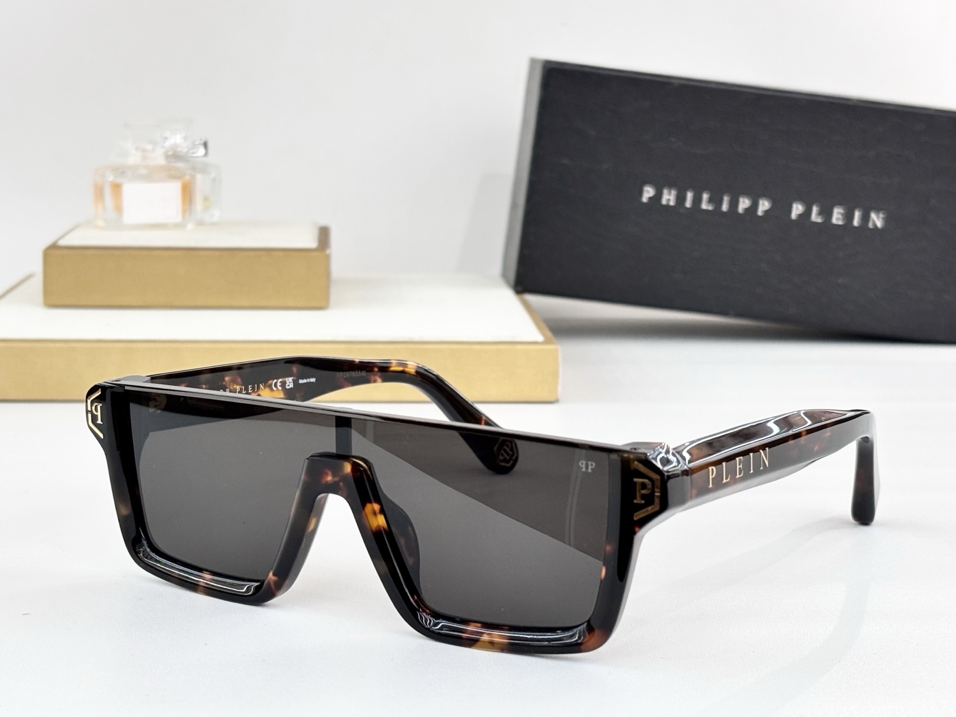 PHILIPP PLEIN MODEL:SPSIZE:53口18-145
