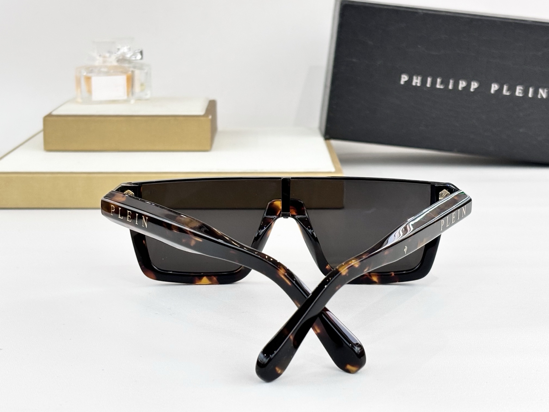 PHILIPP PLEIN MODEL:SPSIZE:53口18-145