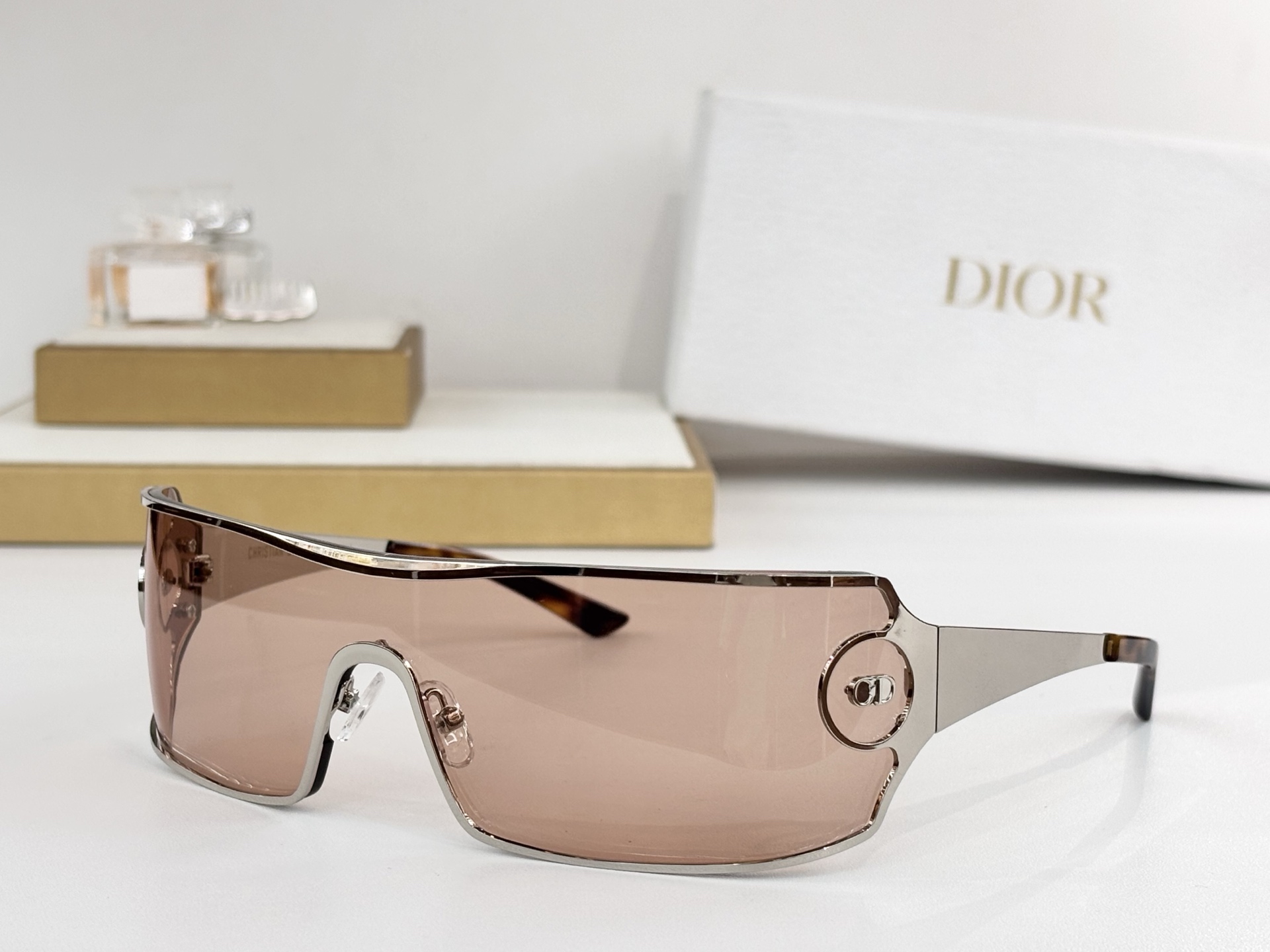 DIO*MOD:DIORGOSize:138口41 125