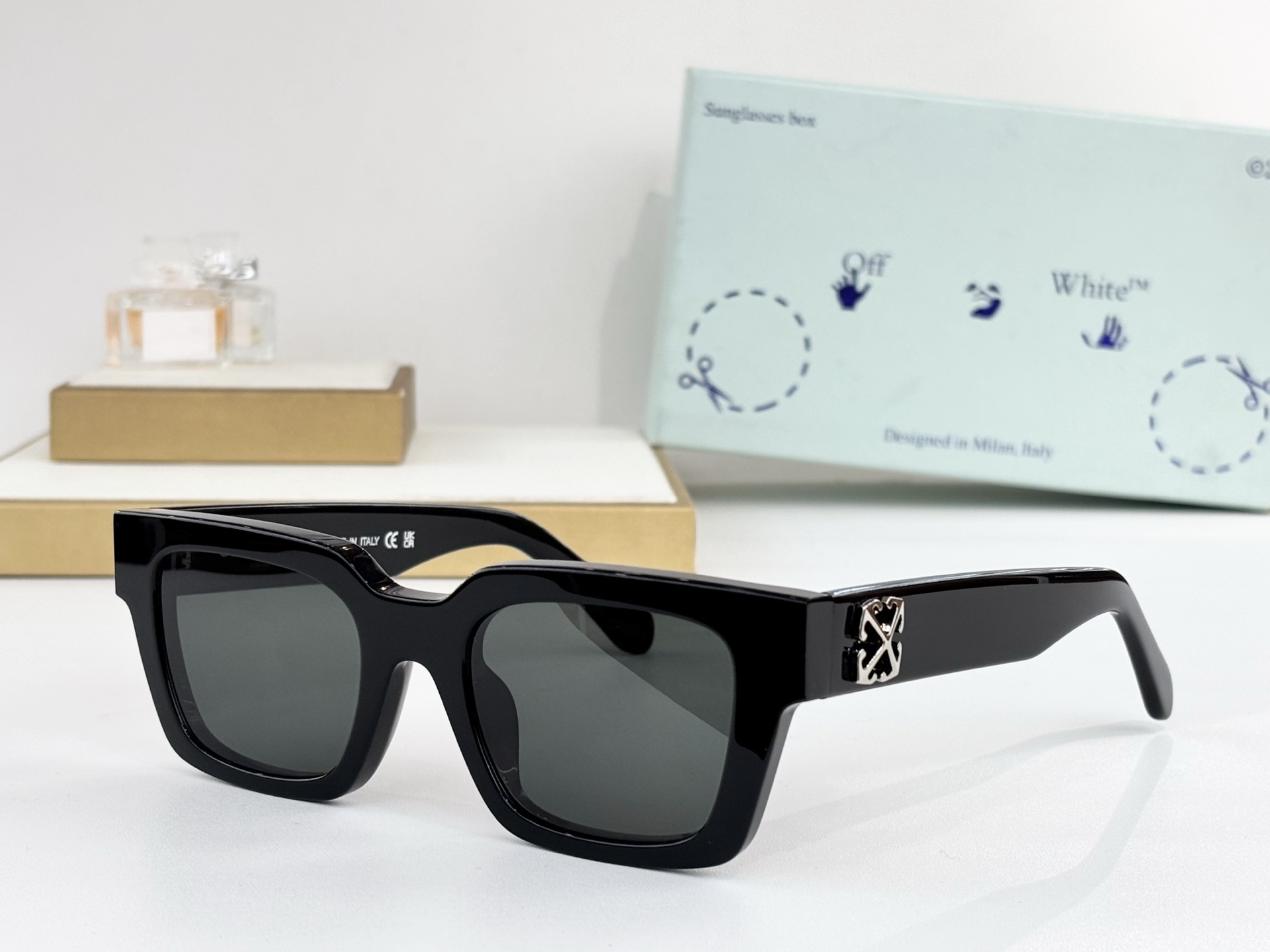 OFF WHITEMODEL:OERI126-MSIZE:50口22-145