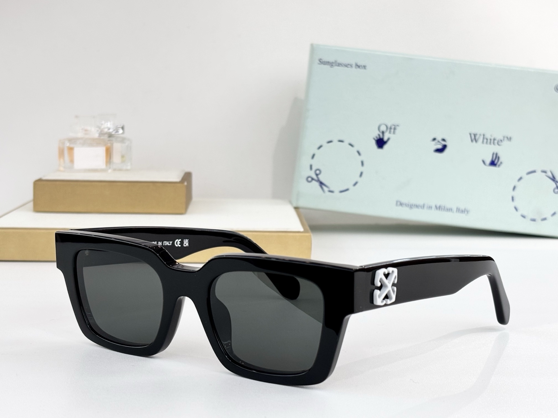 OFF WHITEMODEL:OERI126-MSIZE:50口22-145