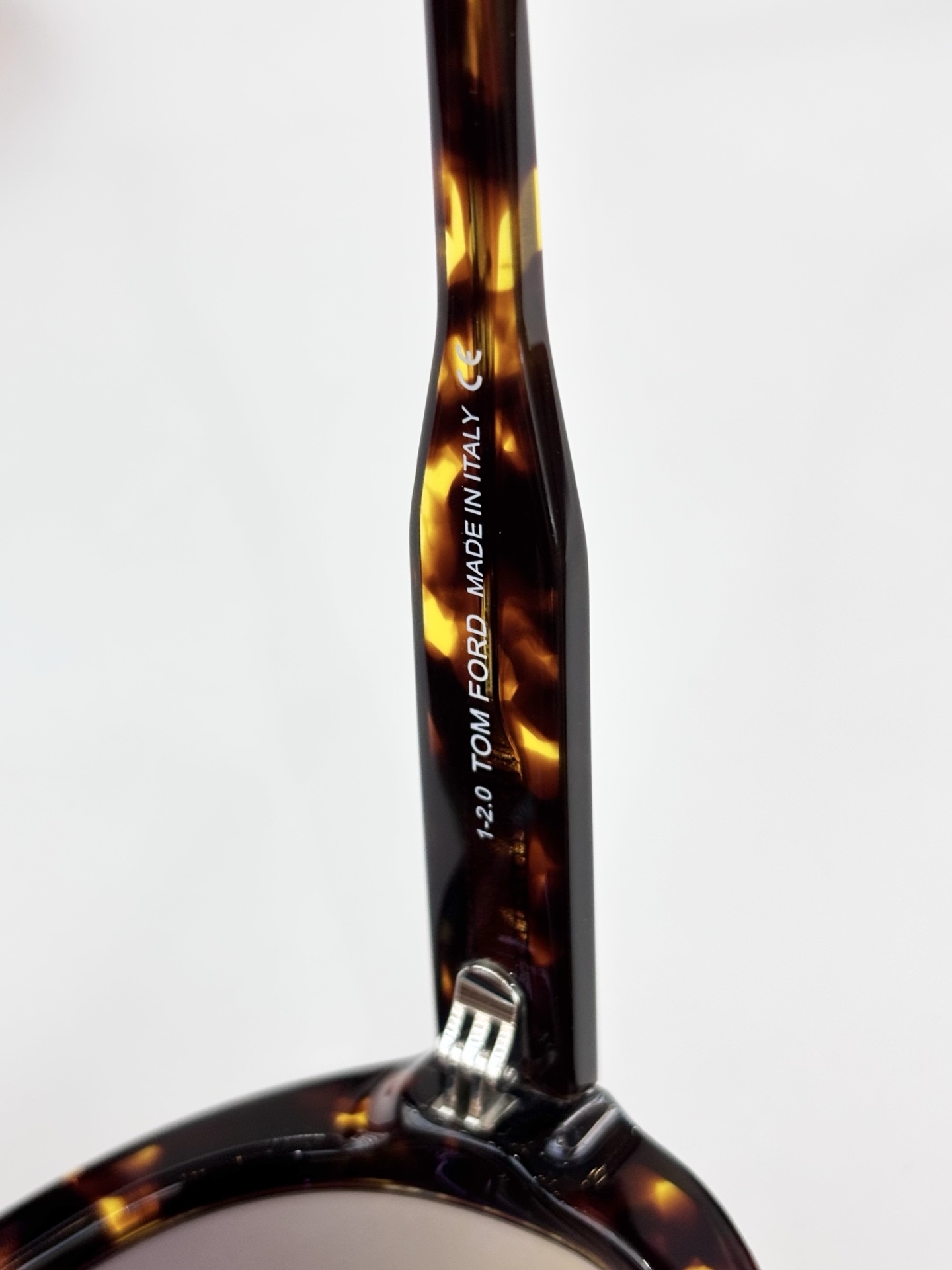 TOMFORMOD:Troy TF836size：61-10-140