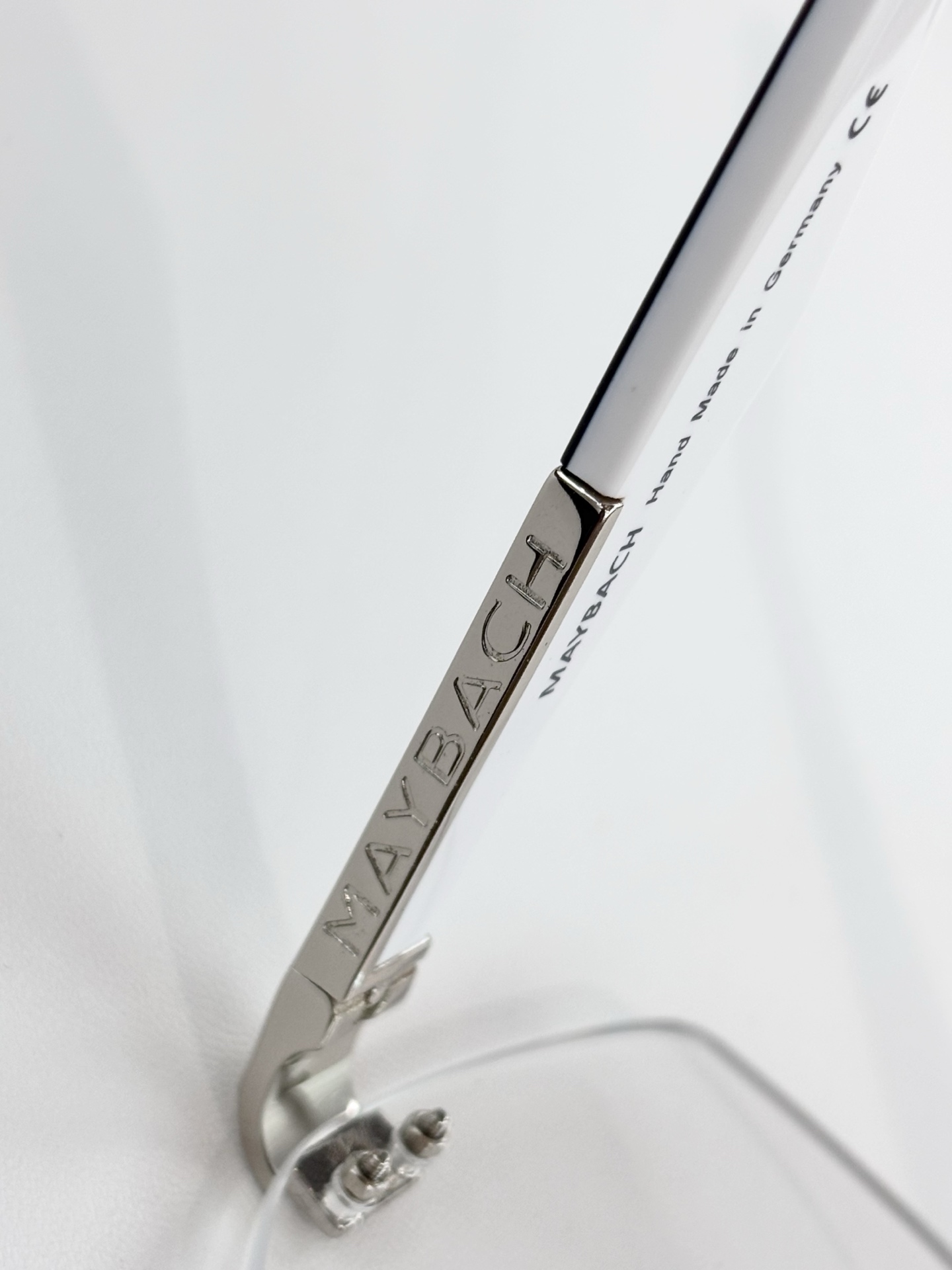 MaybachMod：The Magic ISize：59口17-140定制进口板料双色拼腿 采用K金真