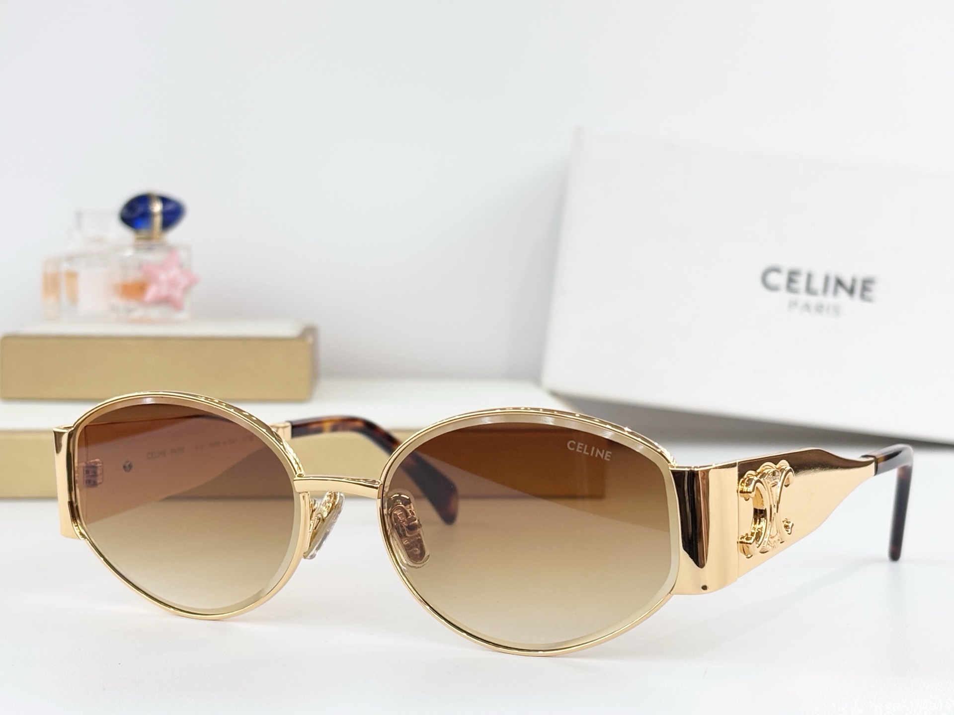 CELINEMOD：CL1860LUSize：58口17 145