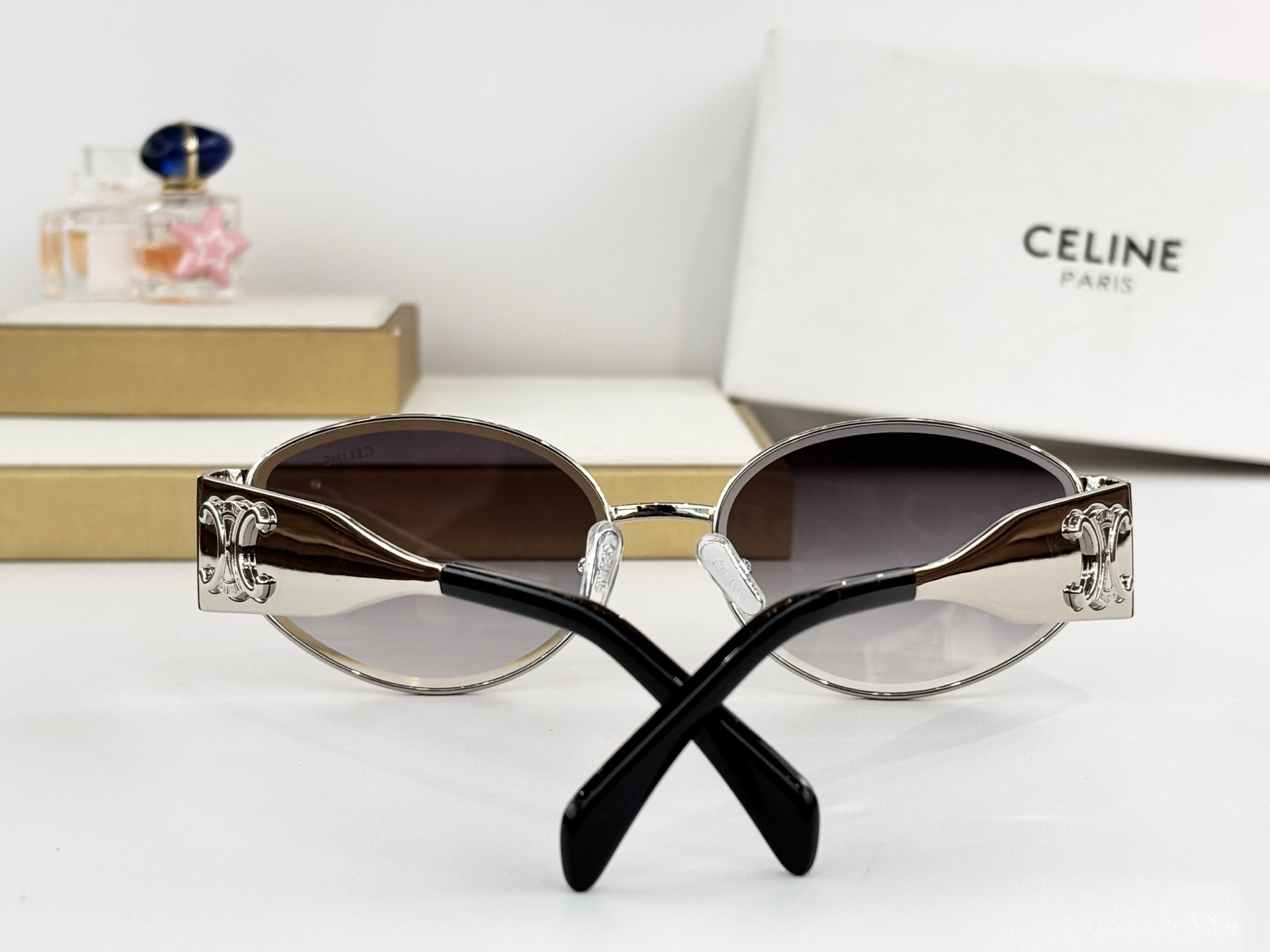 CELINEMOD：CL1860LUSize：58口17 145