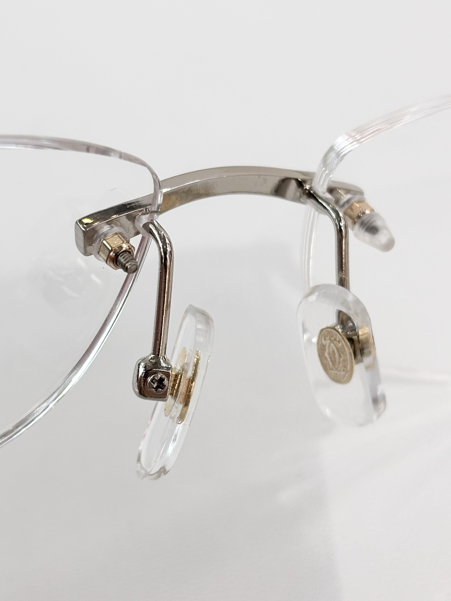 CartierMOD：CT0056OSize：52口16 135