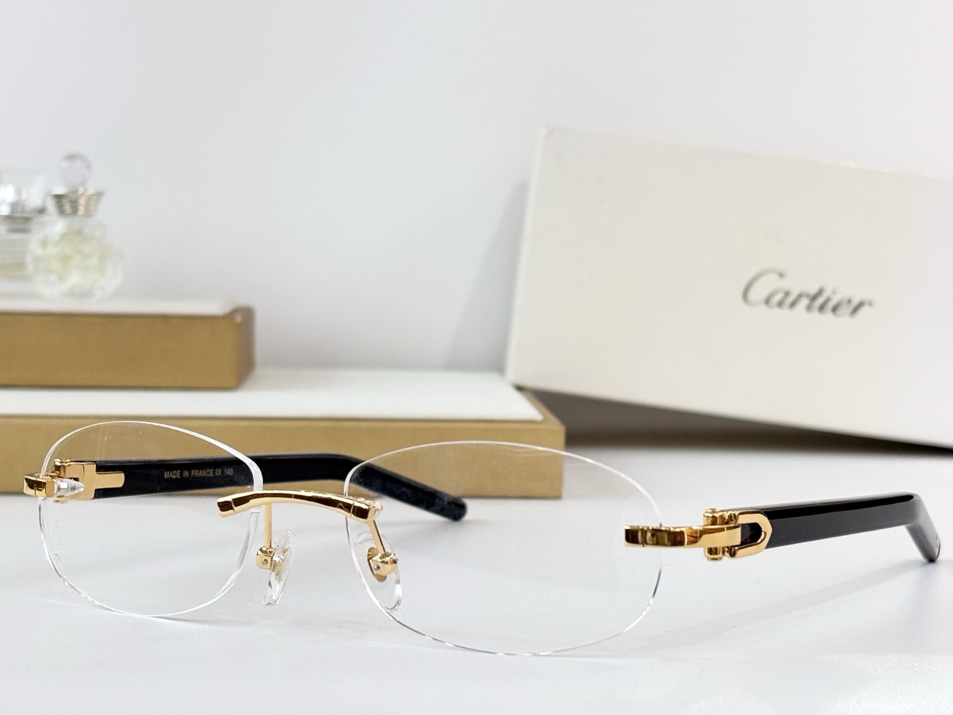 CartierMOD：CT0056OSize：52口16 135