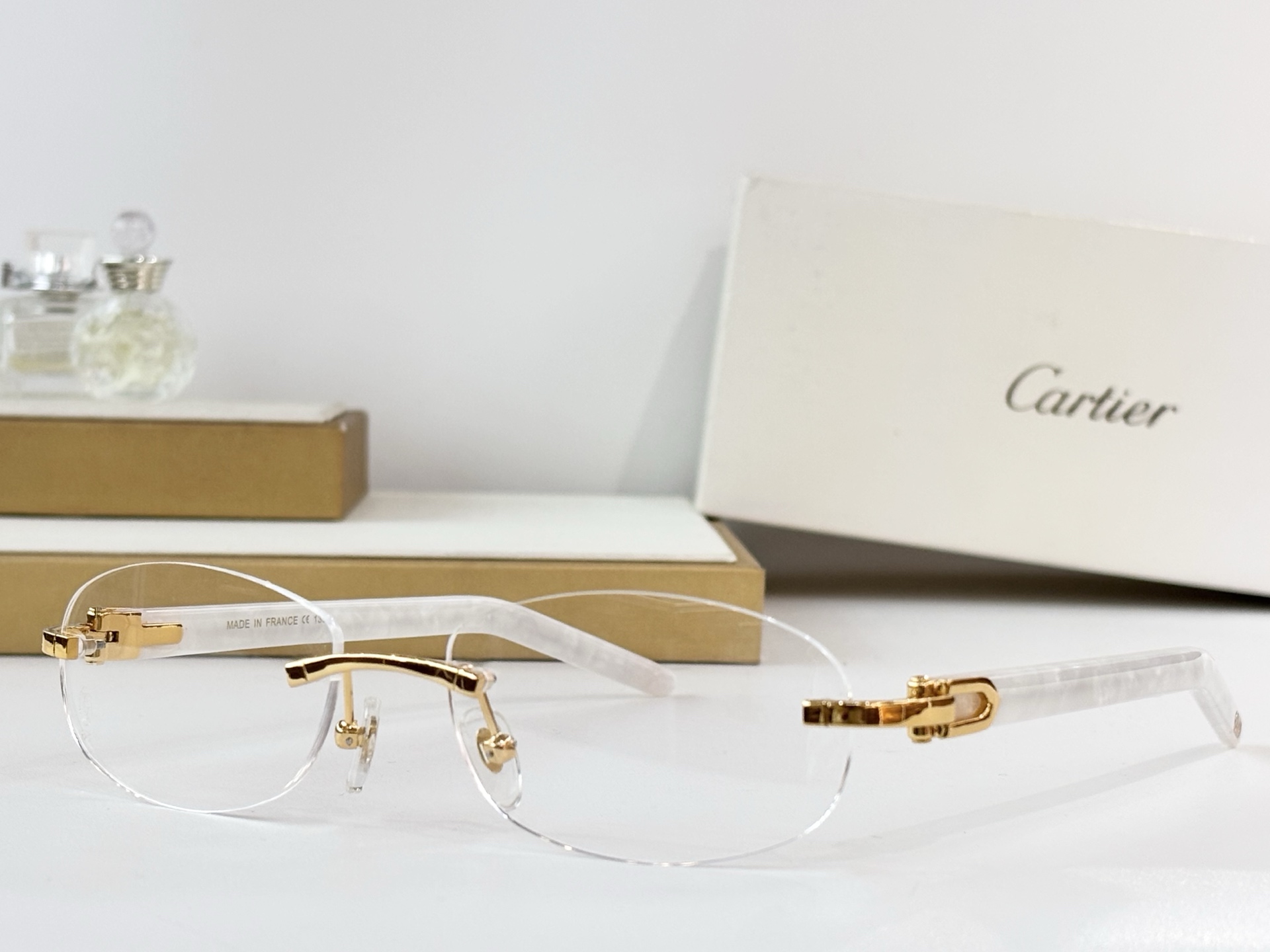 CartierMOD：CT0056OSize：52口16 135