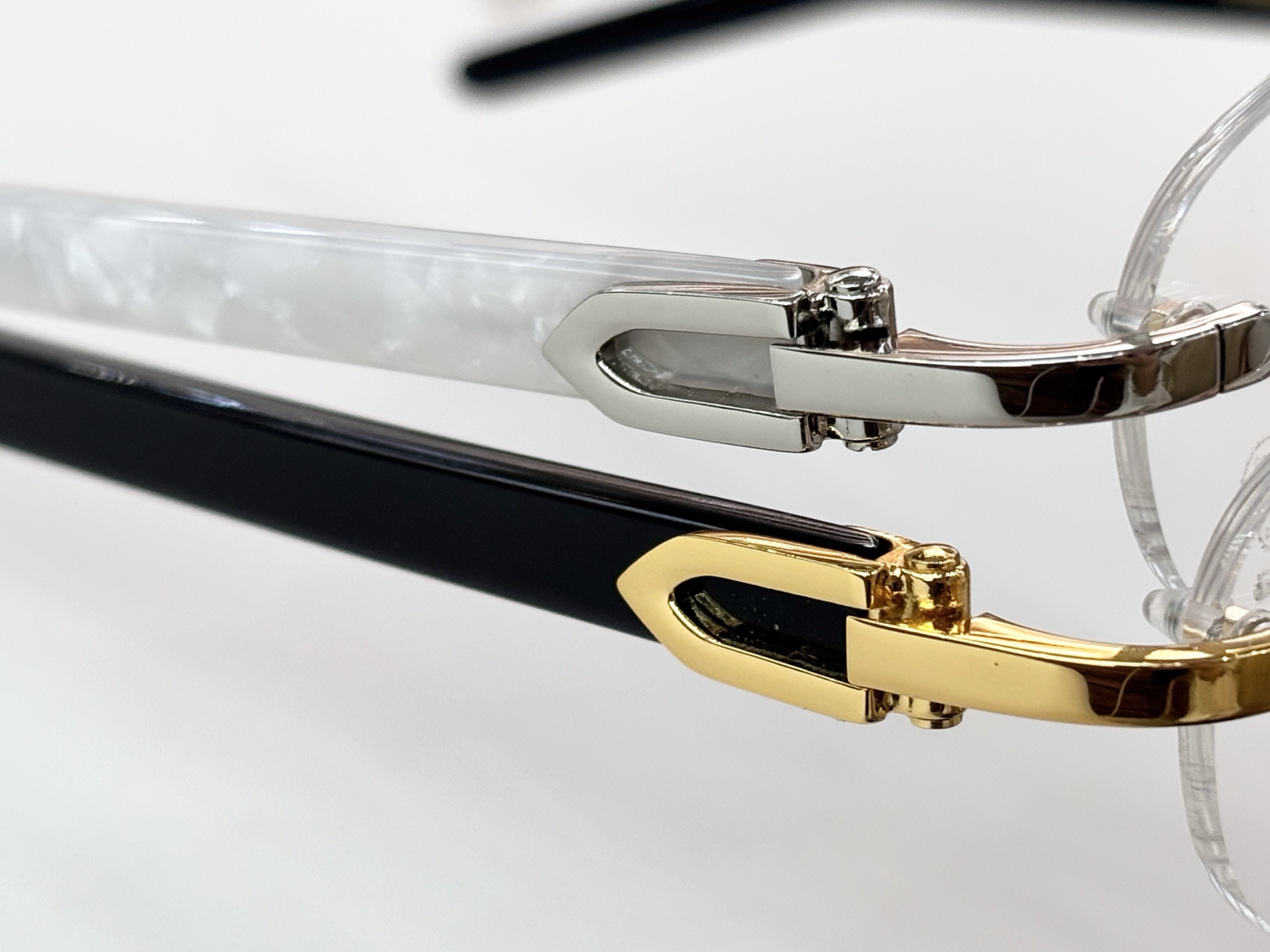 CartierMOD：CT0056OSize：52口16 135