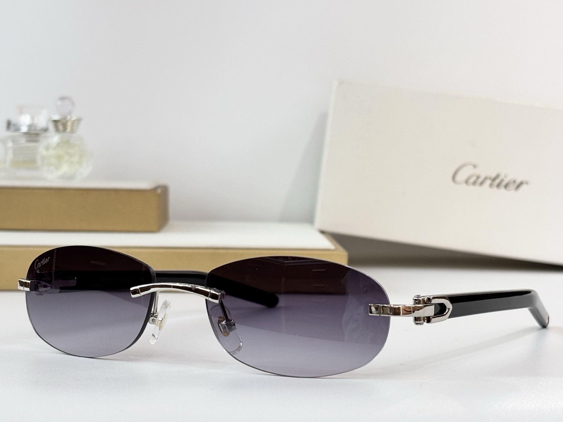 CartierMOD：CT0056OSize：52口16 135