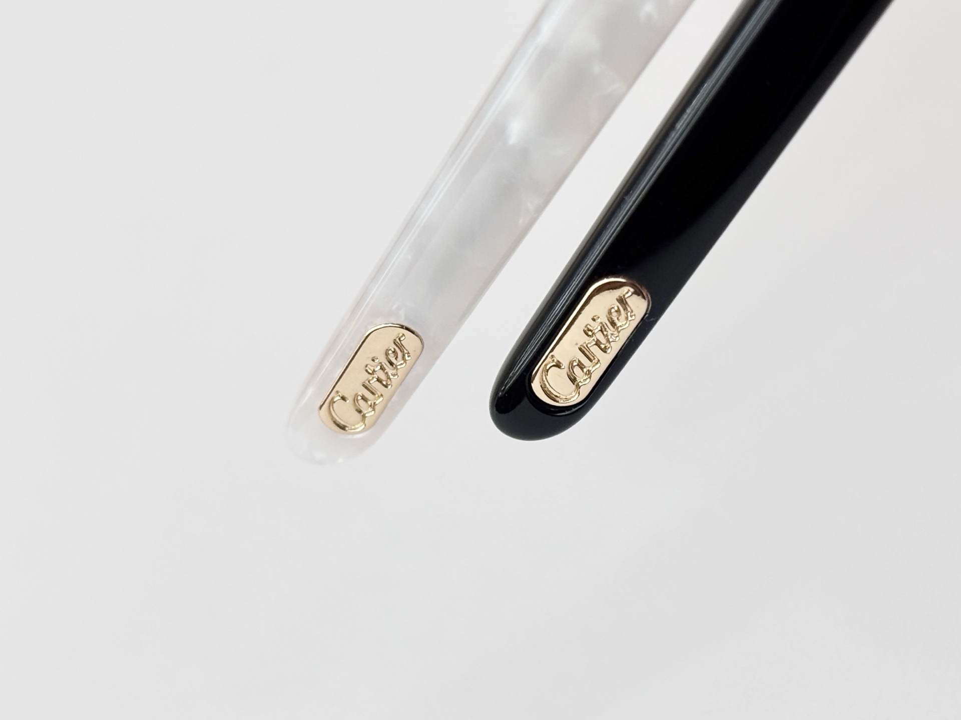 CartierMOD：CT0056OSize：52口16 135